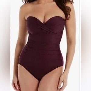Miracle suit  size 10 sinched bathing suit, optional straps